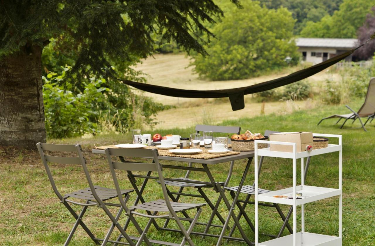 Une Pause En Correze Sarroux Экстерьер фото
